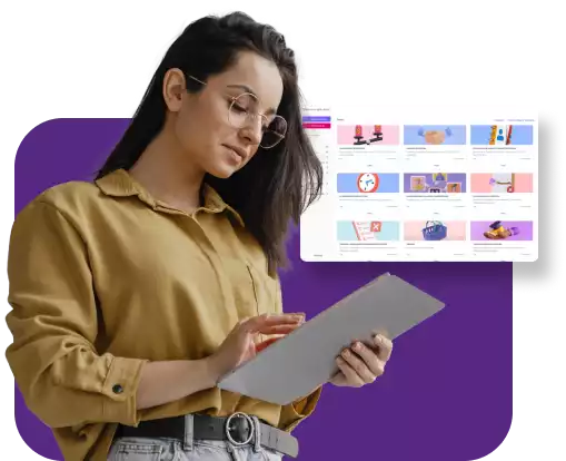 Mulher utilizando o Marketplace de templates de processos prontos da plataforma Zeev